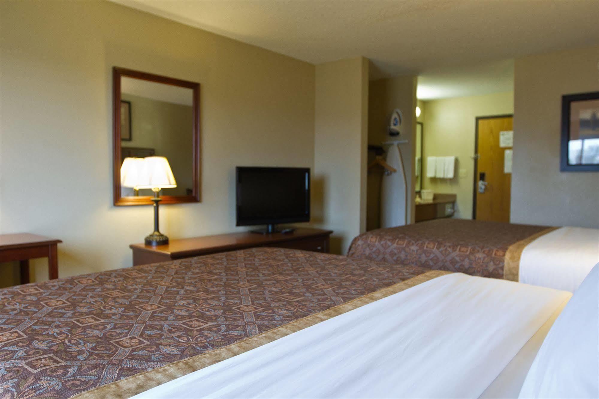 Greenlight Inn & Suites St James Saint James Eksteriør bilde