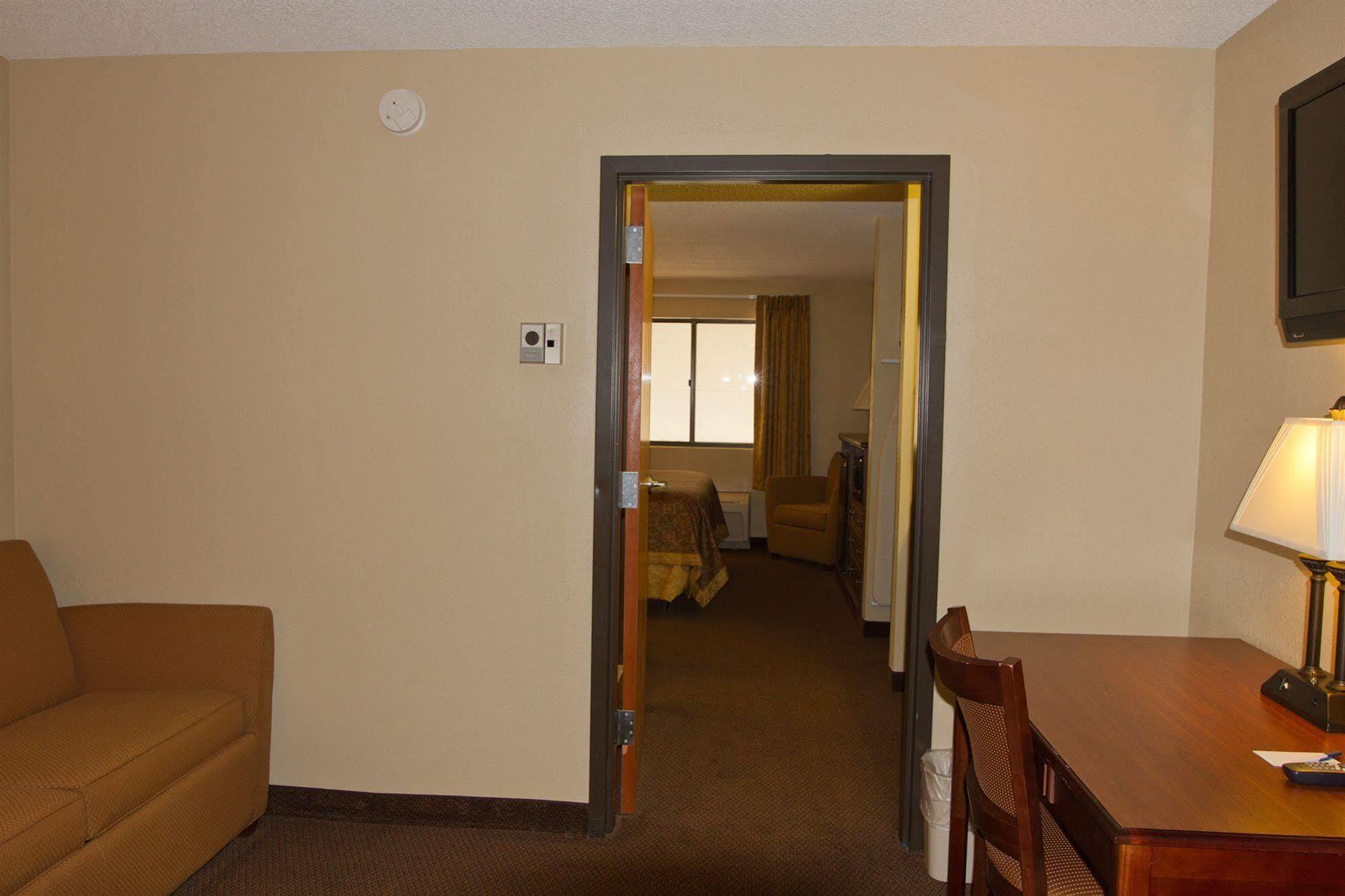 Greenlight Inn & Suites St James Saint James Eksteriør bilde